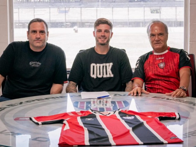 Barbieri puso el gancho y es nuevo jugador de Chacarita